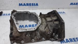 Używane Miska olejowa Renault Trafic (1FL/2FL/3FL/4FL) 1.6 dCi 115 Cena € 127,05 Z VAT oferowane przez Maresia Parts