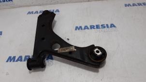 Used Front lower wishbone, left Alfa Romeo MiTo (955) 1.4 Turbo 16V Price € 25,00 Margin scheme offered by Maresia Parts
