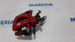 Used Rear brake calliper, right Alfa Romeo Brera (939) 2.2 JTS 16V Price € 75,00 Margin scheme offered by Maresia Parts