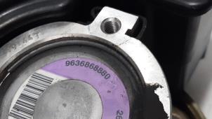 Pompe de direction d'un Peugeot 206 (2A/C/H/J/S) 1.1 XN,XR 2000
