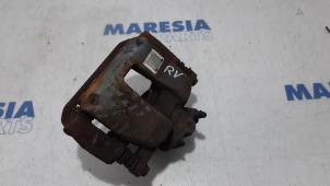Used Front brake calliper, right Peugeot 307 CC (3B) 2.0 16V Price € 50,00 Margin scheme offered by Maresia Parts