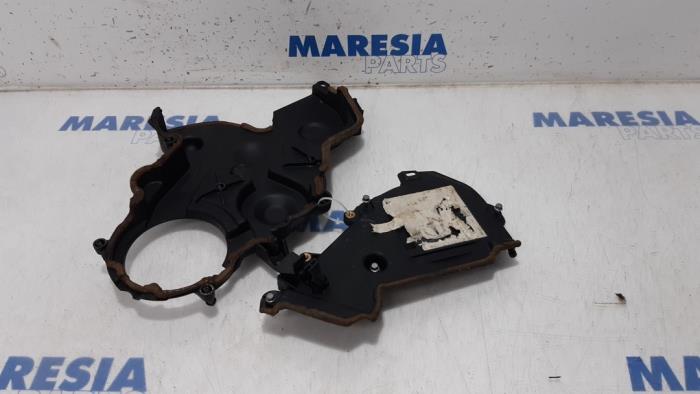 Usagé Couvercle de distribution Peugeot 508 (8D) 1.6 HDiF 16V Prix € 25,00 Règlement à la marge proposé par Maresia Parts