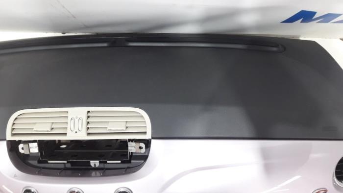 Airbag set + dashboard de un Fiat 500C (312) 0.9 TwinAir 85 2012