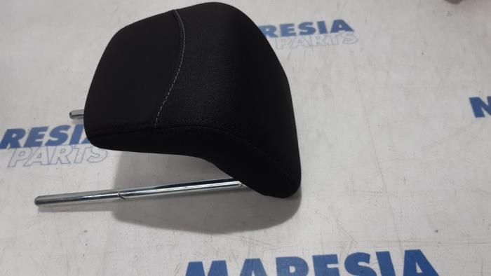 Używane Zaglówek Alfa Romeo MiTo (955) 1.4 Turbo 16V Cena € 50,00 Procedura marży oferowane przez Maresia Parts