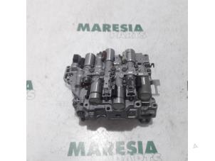 Używane Blok zaworów hydraulicznych Citroen C6 (TD) 2.7 HDiF V6 24V Cena € 367,50 Procedura marży oferowane przez Maresia Parts