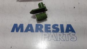 Used Cooling fan resistor Fiat Panda (312) 0.9 TwinAir Turbo 85 Price € 25,00 Margin scheme offered by Maresia Parts