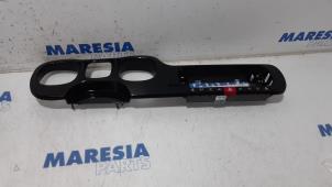 Used Dashboard part Fiat Panda (312) 0.9 TwinAir Turbo 85 Price € 75,00 Margin scheme offered by Maresia Parts