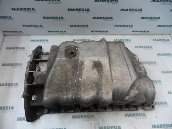 Gebrauchte Ölwanne Renault Kangoo (KC) 1.9 D 55 Preis € 30,00 Margenregelung angeboten von Maresia Parts