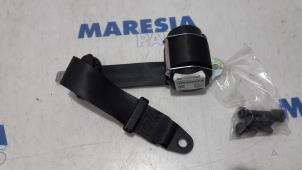 Used Rear seatbelt, left Fiat Panda (312) 0.9 TwinAir Turbo 85 Price € 35,00 Margin scheme offered by Maresia Parts
