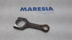 Used Connecting rod Peugeot 208 I (CA/CC/CK/CL) 1.6 Blue HDi 75 Price € 40,00 Margin scheme offered by Maresia Parts