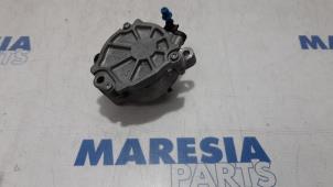 Used Vacuum pump (diesel) Peugeot 208 I (CA/CC/CK/CL) 1.6 Blue HDi 75 Price € 35,00 Margin scheme offered by Maresia Parts