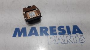 Used Rain sensor Citroen C4 Picasso (3D/3E) 1.6 16V VTi 120 Price € 20,00 Margin scheme offered by Maresia Parts