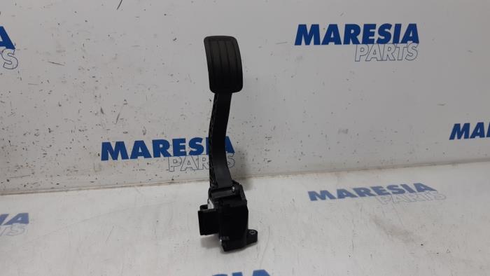 Begagnade Gaspedalsensor Citroen C4 Picasso (3D/3E) 1.6 16V VTi 120 Pris € 25,00 Marginaltabell erbjuds av Maresia Parts