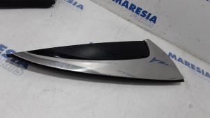 Used C-style sealing cover right Citroen C4 Picasso (3D/3E) 1.6 16V VTi 120 Price € 105,00 Margin scheme offered by Maresia Parts