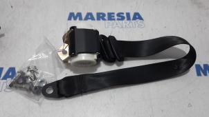 Usagé Ceinture de sécurité arrière droite Fiat 500C (312) 0.9 TwinAir 85 Prix € 25,00 Règlement à la marge proposé par Maresia Parts