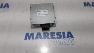 Usagé Module radio Fiat 500C (312) 0.9 TwinAir 85 Prix € 50,00 Règlement à la marge proposé par Maresia Parts