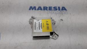 Usados Módulo de Airbag Peugeot 107 1.0 12V Precio € 75,00 Norma de margen ofrecido por Maresia Parts