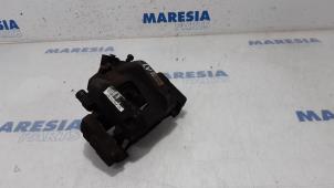 Used Front brake calliper, left Citroen C4 Picasso (3D/3E) 1.6 16V VTi 120 Price € 50,00 Margin scheme offered by Maresia Parts