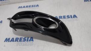 Used Fog light cover plate, right Renault Megane III Grandtour (KZ) 1.5 dCi 110 Price € 50,00 Margin scheme offered by Maresia Parts