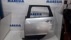 Used Rear door 4-door, left Renault Grand Scénic III (JZ) 1.4 16V TCe 130 Price € 225,00 Margin scheme offered by Maresia Parts