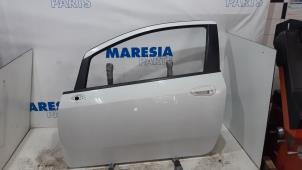 Used Door 2-door, left Fiat Punto Evo (199) 1.4 Price € 124,99 Margin scheme offered by Maresia Parts