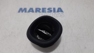 Used Dashboard vent Opel Vivaro 1.6 CDTI BiTurbo 120 Price € 12,10 Inclusive VAT offered by Maresia Parts