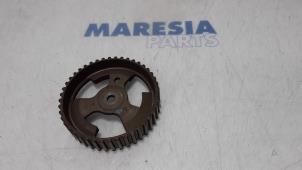 Used Camshaft sprocket Citroen Jumpy (G9) 1.6 HDI Price € 24,20 Inclusive VAT offered by Maresia Parts