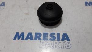 Used Oil filter holder Renault Clio IV (5R) 0.9 Energy TCE 90 12V Price € 25,00 Margin scheme offered by Maresia Parts