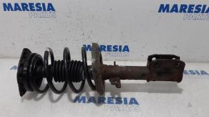 Used Front shock absorber rod, right Renault Grand Scénic III (JZ) 1.4 16V TCe 130 Price € 35,00 Margin scheme offered by Maresia Parts