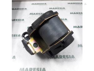 Used Rear seatbelt, left Renault Megane Scénic (JA) 1.6 RT Price € 25,00 Margin scheme offered by Maresia Parts