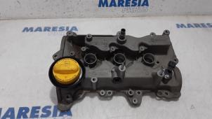 Used Rocker cover Renault Clio IV (5R) 0.9 Energy TCE 90 12V Price € 50,00 Margin scheme offered by Maresia Parts