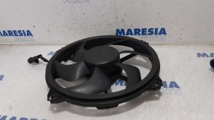 Used Fan motor Citroen C4 Grand Picasso (UA) 1.8 16V Price € 34,95 Margin scheme offered by Maresia Parts