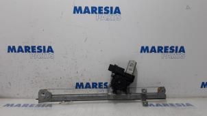 Used Window mechanism 2-door, front right Peugeot Boxer (U9) 3.0 HDi 160 Euro 4 Price € 42,35 Inclusive VAT offered by Maresia Parts