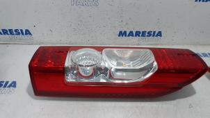 Używane Tylne swiatlo pozycyjne prawe Peugeot Boxer (U9) 3.0 HDi 160 Euro 4 Cena € 72,60 Z VAT oferowane przez Maresia Parts