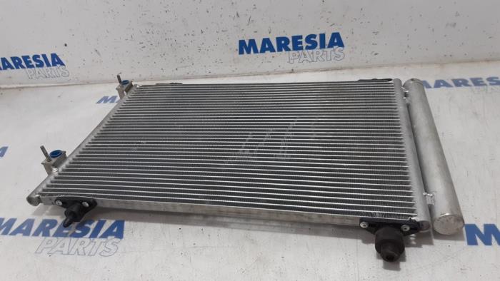 Gebrauchte Klima Kondensor Peugeot 308 (4A/C) 1.6 16V THP 150 Preis € 35,00 Margenregelung angeboten von Maresia Parts