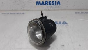 Used Fog light, front left Peugeot Boxer (U9) 3.0 HDi 160 Euro 4 Price € 18,15 Inclusive VAT offered by Maresia Parts