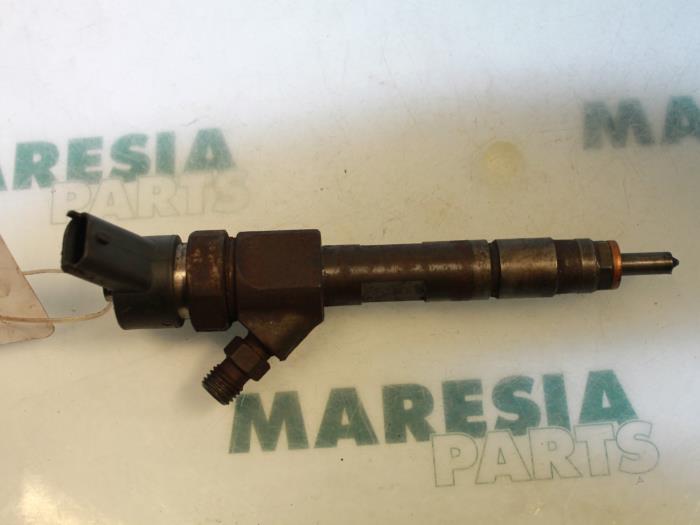 Usagé Injecteurs Renault Laguna II Grandtour (KG) 1.9 dCi 100 Prix € 75,00 Règlement à la marge proposé par Maresia Parts