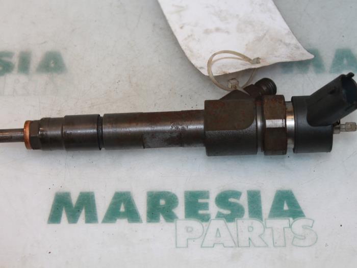 Usagé Injecteurs Renault Laguna II (BG) 1.9 dCi 120 Prix € 75,00 Règlement à la marge proposé par Maresia Parts