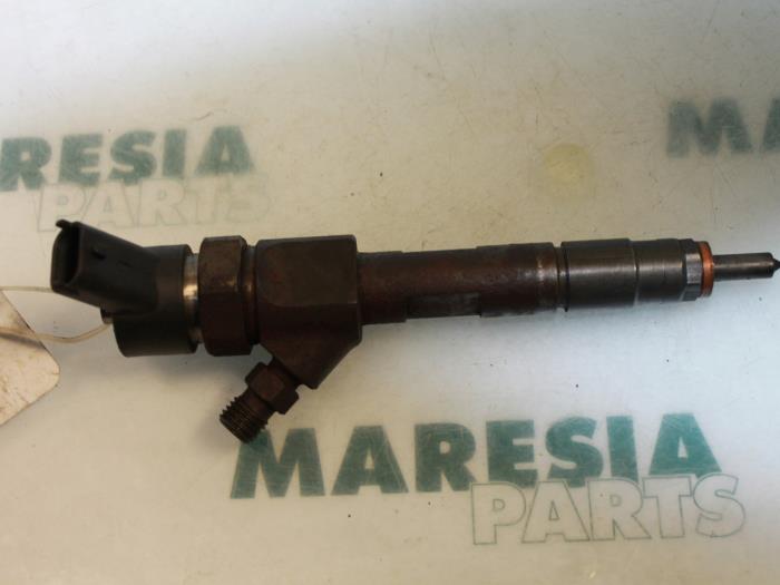 Usagé Injecteurs Renault Laguna II Grandtour (KG) 1.9 dCi 100 Prix € 75,00 Règlement à la marge proposé par Maresia Parts