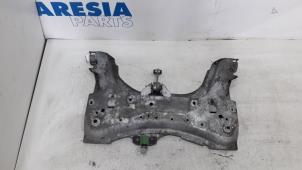 Used Subframe Renault Clio IV Estate/Grandtour (7R) 1.2 TCE 16V GT EDC Price € 50,00 Margin scheme offered by Maresia Parts