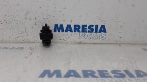 Used Vacuum pump (diesel) Renault Espace (JK) 2.0 dCi 16V 175 FAP Price € 40,00 Margin scheme offered by Maresia Parts