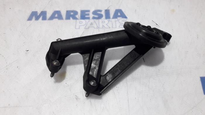 Gebrauchte Öl Ansaugrohr Citroen Berlingo 1.6 BlueHDI 75 Preis € 24,20 Mit Mehrwertsteuer angeboten von Maresia Parts
