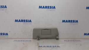 Used Sun visor Renault Clio IV Estate/Grandtour (7R) 1.2 TCE 16V GT EDC Price € 25,00 Margin scheme offered by Maresia Parts