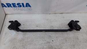 Used Front bumper frame Renault Espace (JK) 2.0 dCi 16V 175 FAP Price € 50,00 Margin scheme offered by Maresia Parts