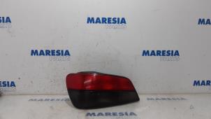 Gebrauchte Rücklicht links Peugeot 306 (7A/C/S) 1.6i XR,XT,ST Preis € 25,00 Margenregelung angeboten von Maresia Parts