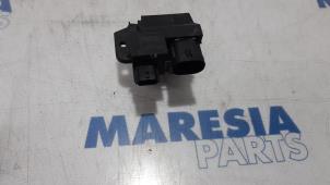Used Cooling fan resistor Renault Clio IV Estate/Grandtour (7R) 1.2 TCE 16V GT EDC Price € 35,00 Margin scheme offered by Maresia Parts