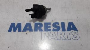 Used Vacuum valve Renault Clio IV Estate/Grandtour (7R) 1.2 TCE 16V GT EDC Price € 25,00 Margin scheme offered by Maresia Parts