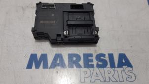 Used Card reader (lock) Renault Clio IV Estate/Grandtour (7R) 1.2 TCE 16V GT EDC Price € 40,00 Margin scheme offered by Maresia Parts