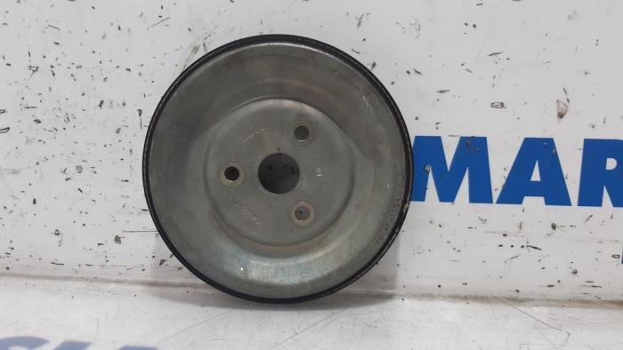 Water pump pulley from a Peugeot RCZ (4J) 1.6 16V THP 2010