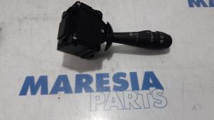 Used Wiper switch Renault Clio IV Estate/Grandtour (7R) 1.2 TCE 16V GT EDC Price € 35,00 Margin scheme offered by Maresia Parts